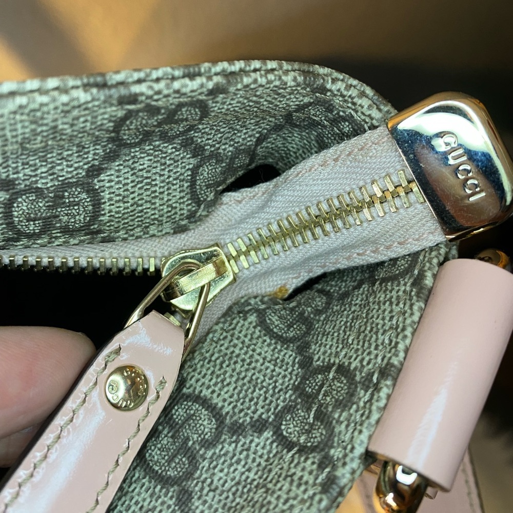 🛑SOLD🛑 GUCCI Crossbody bag PVC Leather - Picture 8 of 16